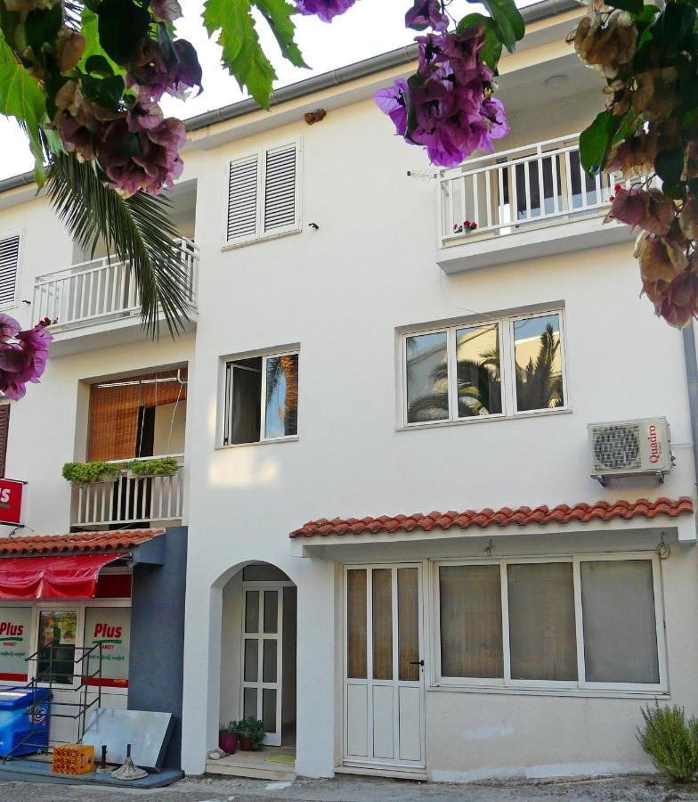 Apartments By The Sea Drvenik Donja Vala, Makarska - 6756 Eksteriør billede