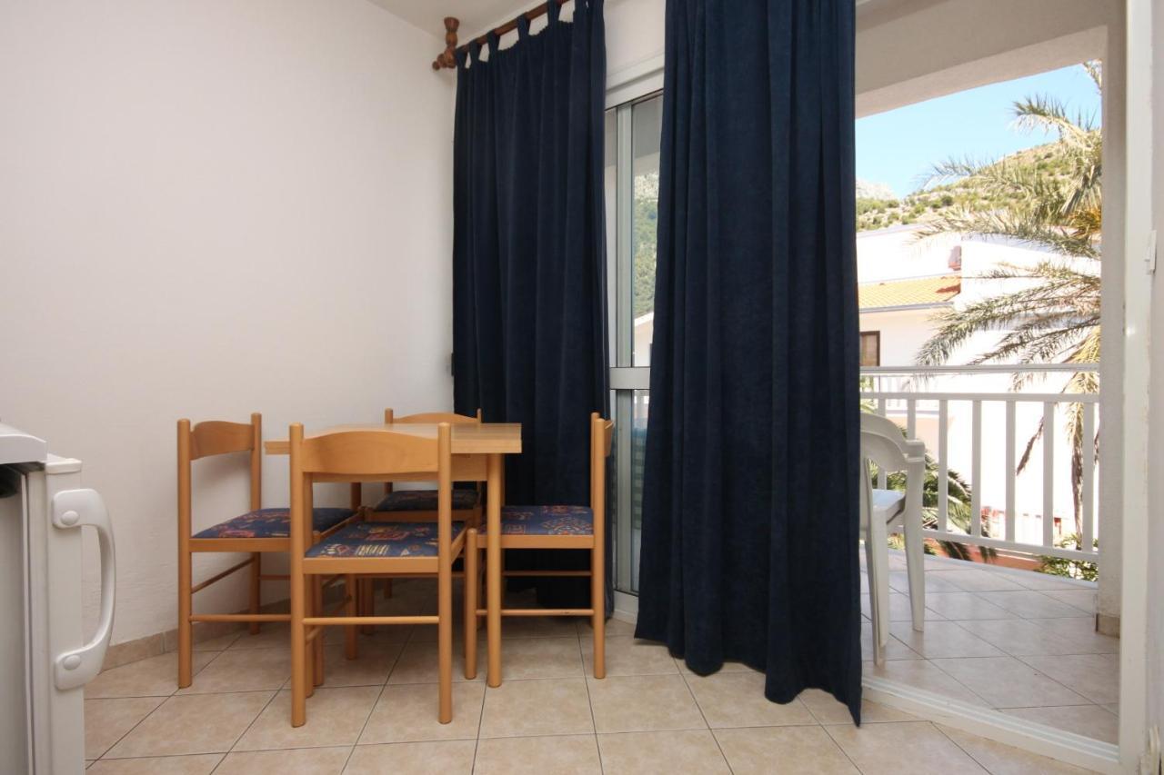Apartments By The Sea Drvenik Donja Vala, Makarska - 6756 Eksteriør billede